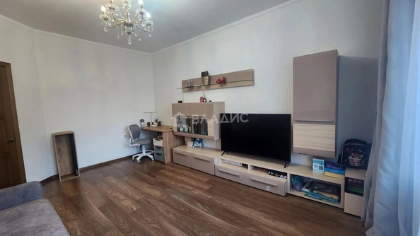 
  Продам 2-комн. квартиру 56.4 м². Фото 2.