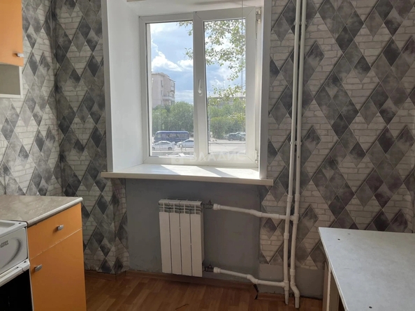 
  Продам 2-комн. квартиру 44 м². Фото 7.