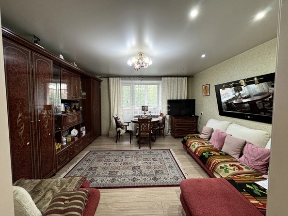 
  Продам 3-комн. квартиру 72 м². Фото 1.
