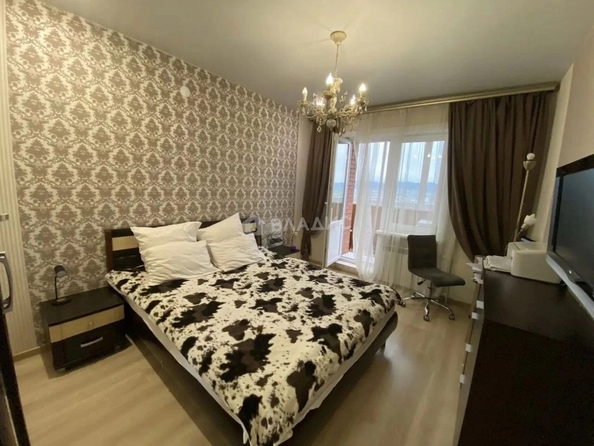 
  Продам 3-комн. квартиру 56.9 м². Фото 1.