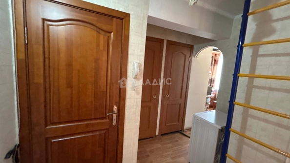 
  Продам 3-комн. квартиру 60.8 м². Фото 13.