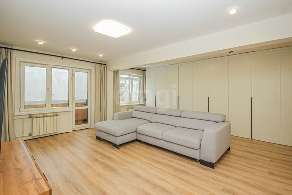 
  Продается 3-комн. квартира 63 м². Фото 1.
