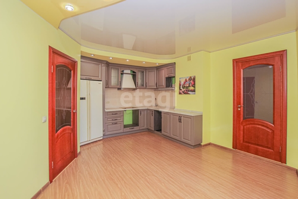 
  Продается 4-комн. квартира 82 м². Фото 27.