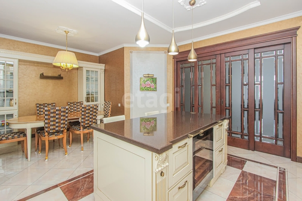 
  Продается 4-комн. квартира 244.6 м². Фото 9.