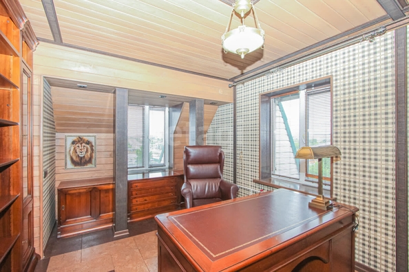 
  Продается 4-комн. квартира 244.6 м². Фото 38.