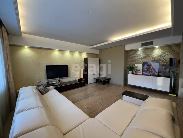 
  Продается 4-комн. квартира 176 м². Фото 2.