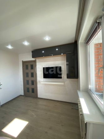 
  Продается 1-комн. квартира 35 м², в ЖК Изумрудный, 3 очередь. Фото 3.