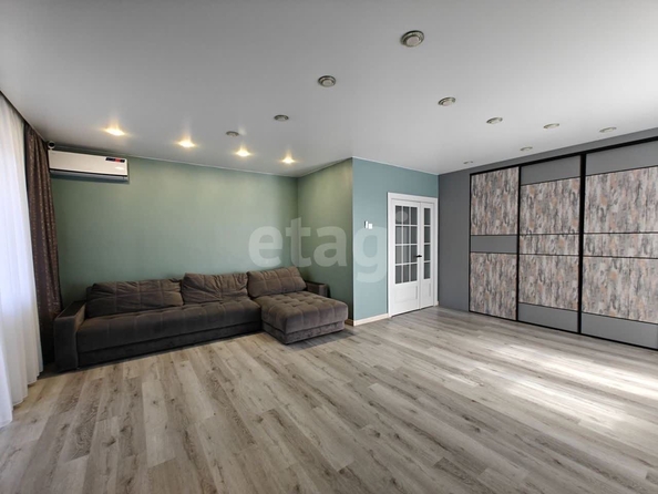 
  Продается 4-комн. квартира 113.1 м². Фото 1.