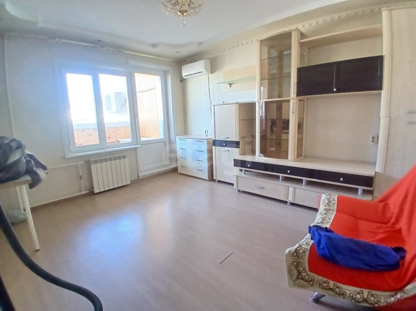 
  Продается 3-комн. квартира 66.3 м². Фото 1.