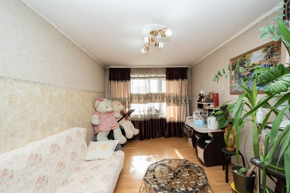 
   Продам 3-комнатную, 61 м², Рябикова б-р, 5

. Фото 3.