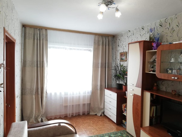 
   Продам 2-комнатную, 30 м², Университетский мкр, 26

. Фото 2.