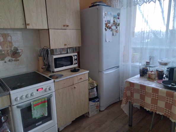 
   Продам 1-комнатную, 42 м², Братское ш, 11

. Фото 5.