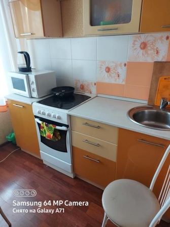 
   Продам 3-комнатную, 61 м², Наймушина ул, 23А

. Фото 1.