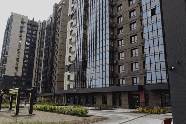 
   Продам 3-комнатную, 102.43 м², Сибиряков, блок-секция 8

. Фото 8.