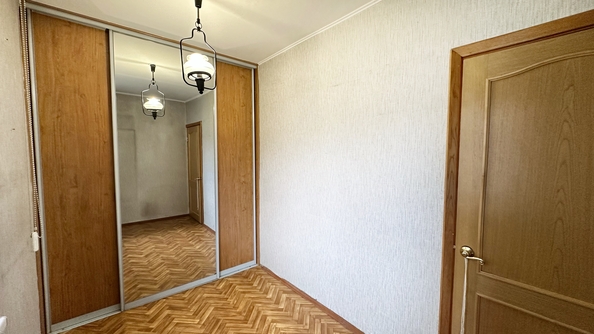 
   Продам 4-комнатную, 73.6 м², Университетский мкр, 14

. Фото 11.