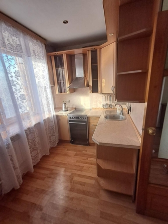 
  Сдам в аренду 3-комнатную квартиру, 56.6 м², Иркутск

. Фото 2.