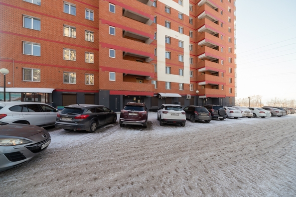 
   Продам 1-комнатную, 41 м², Верхняя Набережная ул, 169

. Фото 13.