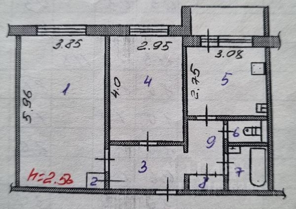 
   Продам 2-комнатную, 53 м², Молодёжная ул, 2

. Фото 2.