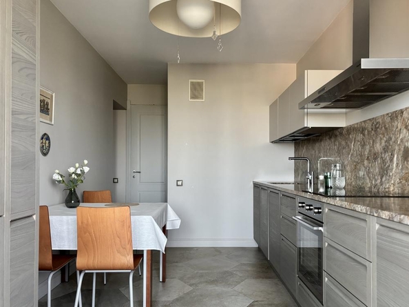 
  Продается 2-комн. квартира, 68 м², Лермонтова ул, д. 335Б
. Фото 17.