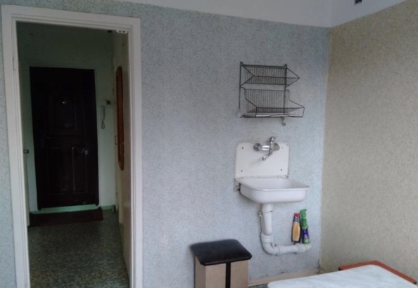 
  Продается 1-комн. квартира, 33.2 м², 22 мкр, д. 2
. Фото 2.