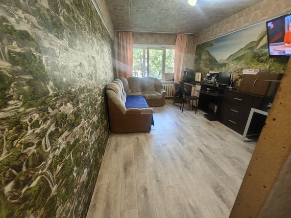 
  Продается 3-комн. квартира, 54.9 м², 7 мкр, д. 4
. Фото 1.