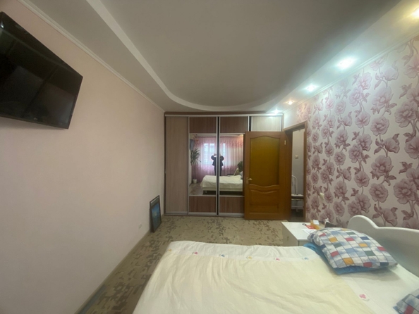 
  Продается 2-комн. квартира, 56.2 м², 32 мкр, д. 2
. Фото 6.