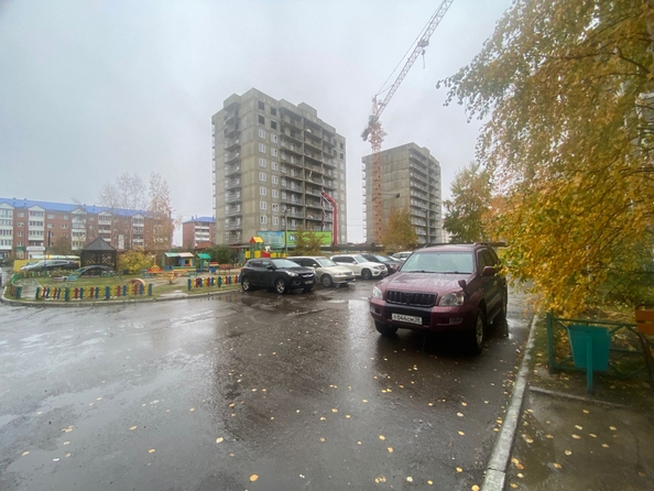 
  Продается 2-комн. квартира, 56.2 м², 32 мкр, д. 2
. Фото 24.