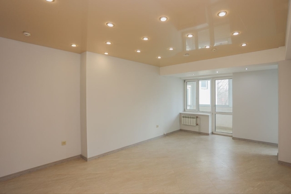 
  Сдается универсальное помещение 294.7 м². Фото 1.