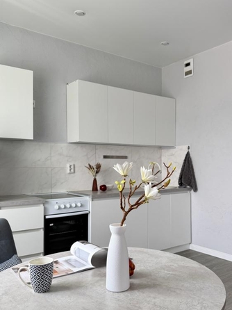 
  Продается 1-комн. квартира 36 м², в ЖК Радужный мкр, дом 8-10. Фото 10.
