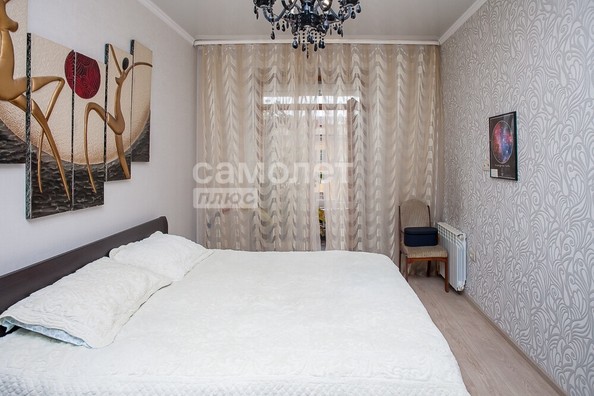 
   Продам 4-комнатную, 82.9 м², Севастопольская ул, 4

. Фото 24.