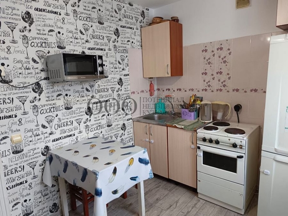 
   Продам 1-комнатную, 39 м², Авроры ул, 6

. Фото 20.