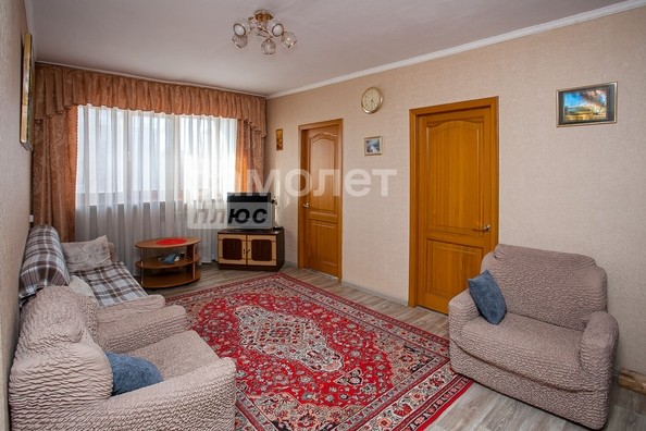 
   Продам 4-комнатную, 61.4 м², Сибиряков-Гвардейцев ул, 13

. Фото 2.