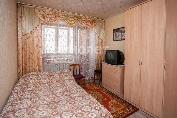 
   Продам 4-комнатную, 61.4 м², Сибиряков-Гвардейцев ул, 13

. Фото 5.