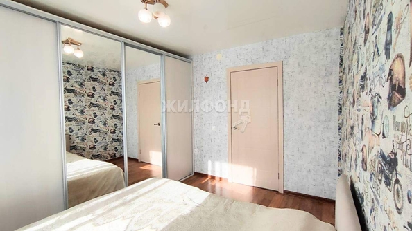 
   Продам 4-комнатную, 61.8 м², Гагарина ул, 18

. Фото 1.