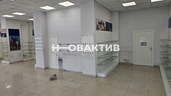 
   Продам помещение свободного назначения, 195.4 м², Ленина ул, 39

. Фото 8.