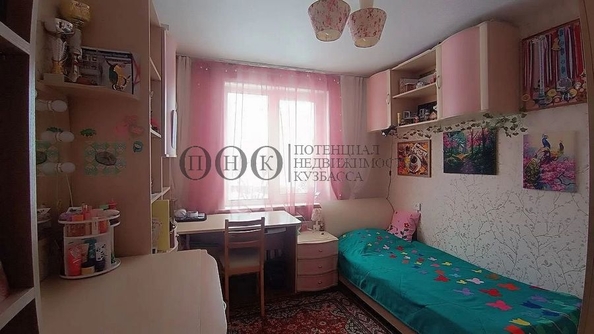 
   Продам 4-комнатную, 77.9 м², Институтская ул, 11

. Фото 6.