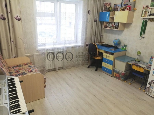 
   Продам 2-комнатную, 61 м², Серебряный бор ул, 1

. Фото 16.