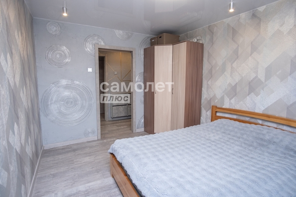 
   Продам 2-комнатную, 48.6 м², Шахтеров пр-кт, кор.А

. Фото 19.