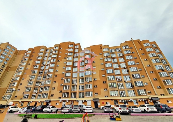 
   Продам 2-комнатную, 78.4 м², Марковцева ул, 10

. Фото 24.