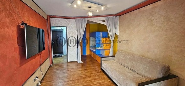 
   Продам 1-комнатную, 44.3 м², Веры Волошиной ул, 39

. Фото 1.