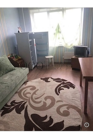 
   Продам 1-комнатную, 23 м², Инициативная (Автолюбитель-2) тер, 5

. Фото 3.