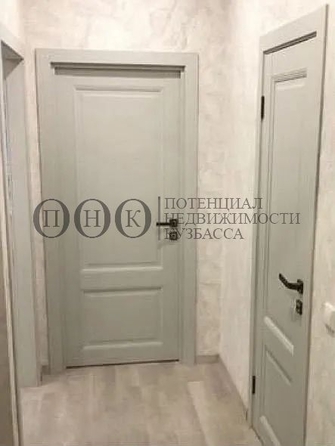 
   Продам 2-комнатную, 45.5 м², Ленина (Горняк) тер, 86А

. Фото 1.