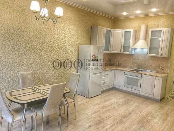 
   Продам 2-комнатную, 54 м², Дарвина тер, 6

. Фото 2.