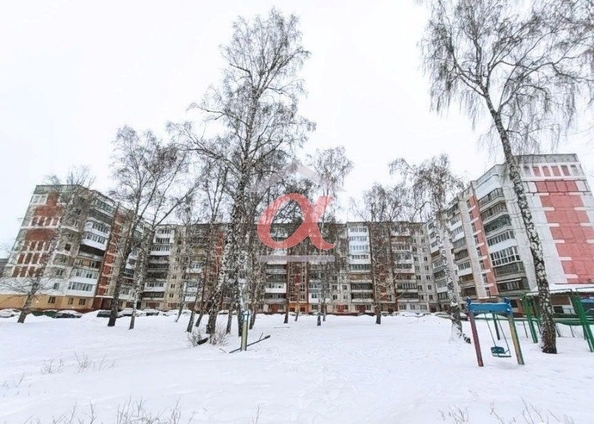 
   Продам 2-комнатную, 47.6 м², Аллейная ул, 2

. Фото 1.