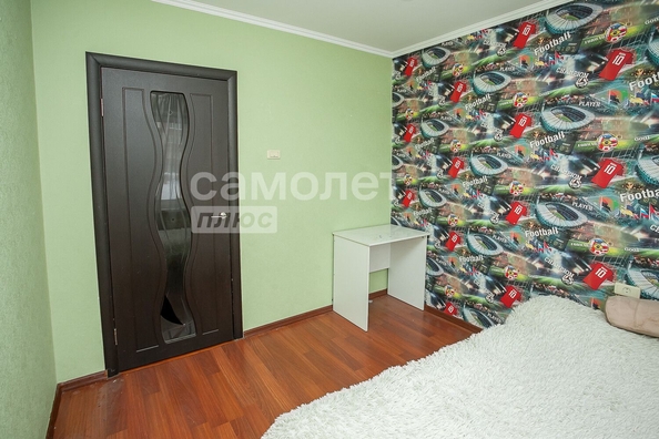 
   Продам 4-комнатную, 96 м², 

. Фото 4.