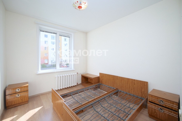 
   Продам 2-комнатную, 43.2 м², Кедровый б-р, 3

. Фото 4.