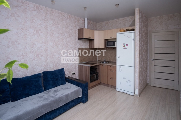 
   Продам 2-комнатную, 43.3 м², Кедровый б-р, 7

. Фото 3.