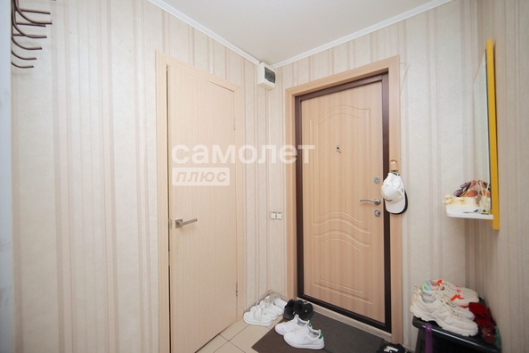 
   Продам 1-комнатную, 23.4 м², Ленина (Горняк) тер, 142А

. Фото 1.