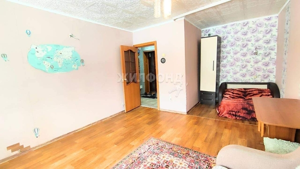 
   Продам 1-комнатную, 35.1 м², Макаренко ул, 12

. Фото 5.