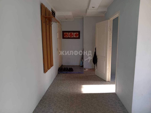 
   Продам 2-комнатную, 43 м², Ленина ул, 4

. Фото 2.